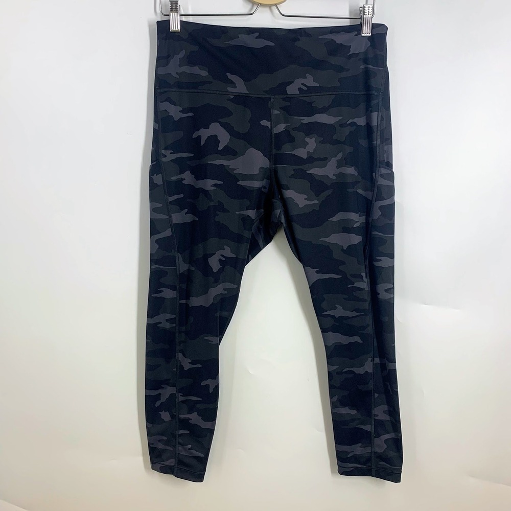 Athleta Women's Ultimate Camo 7/8 Tight Camouflage Cargo Pocket Leggings Size 1X
